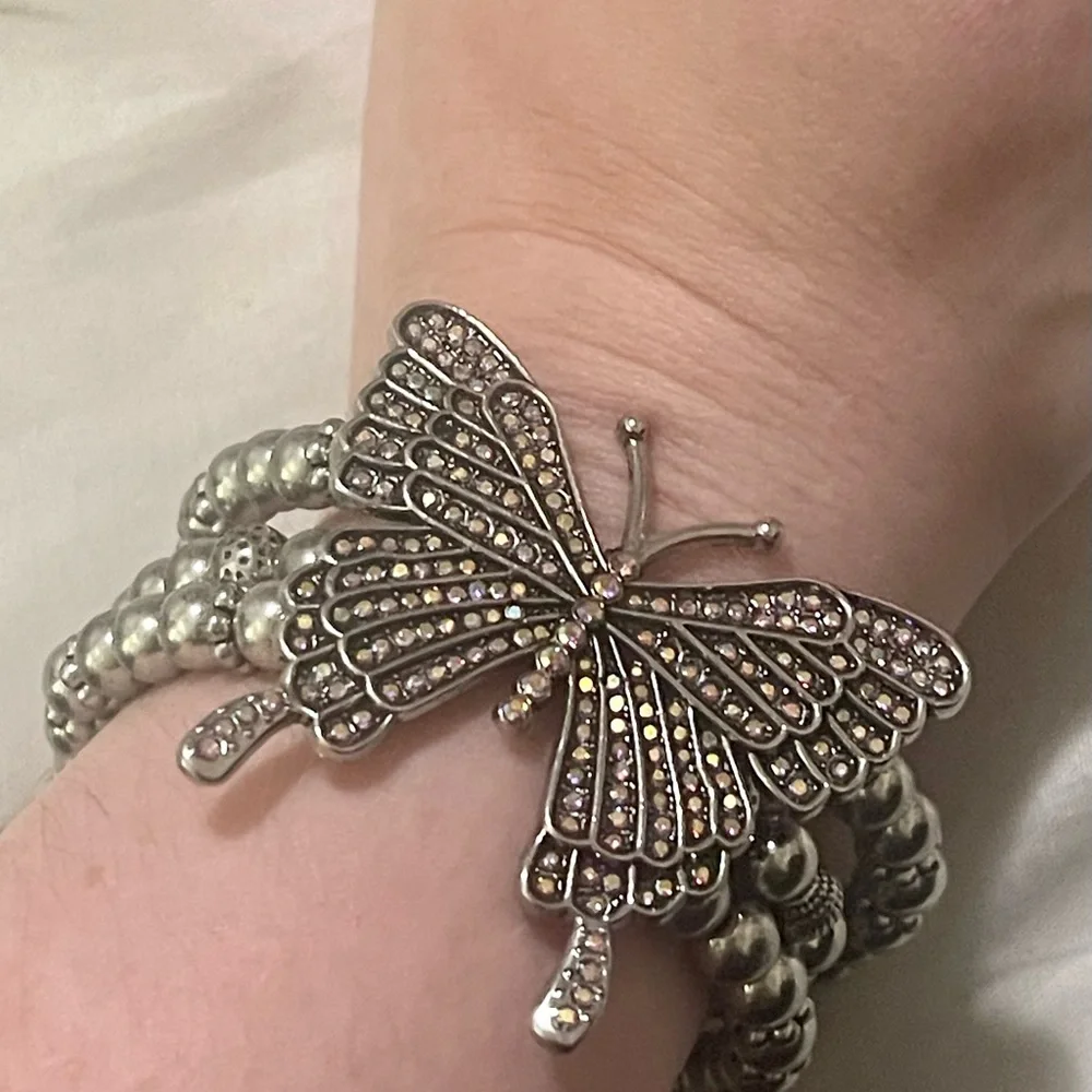 Iridescent butterfly 🦋 silver elastic stretch bracelet - Picture 8 of 10